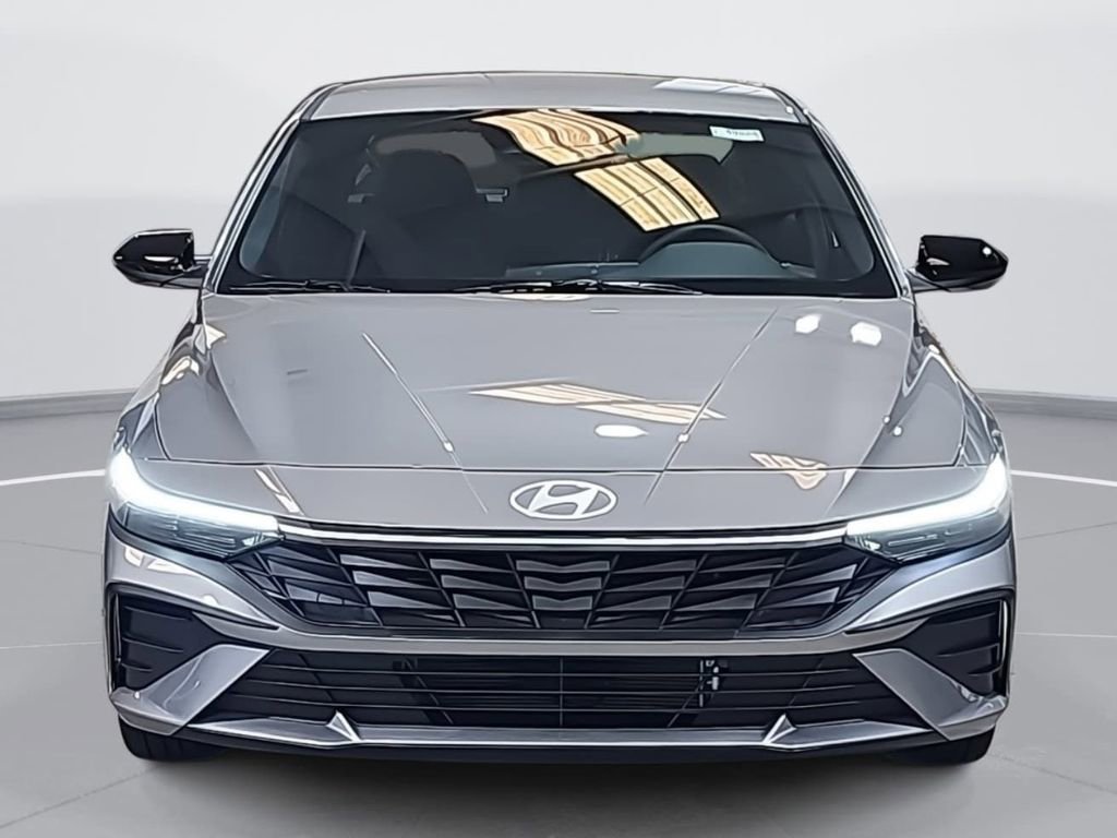 New 2026 Hyundai Elantra Sport image 2
