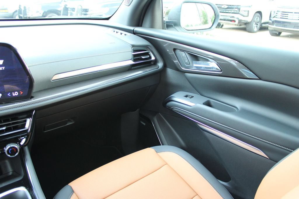 New 2027 Chevrolet Traverse Z71 w/ Enhanced Driving Package AWD/4WD image 47