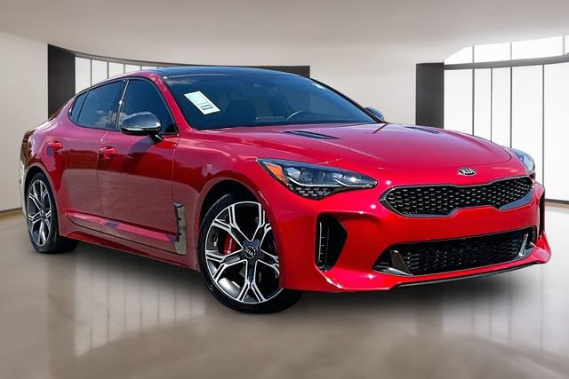 Used 2018 Kia Stinger GT2 RWD image 3