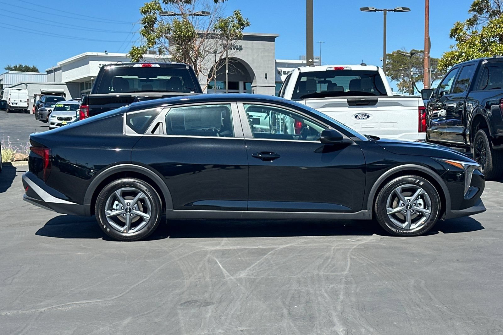 New 2026 Kia K4 FWD image 3