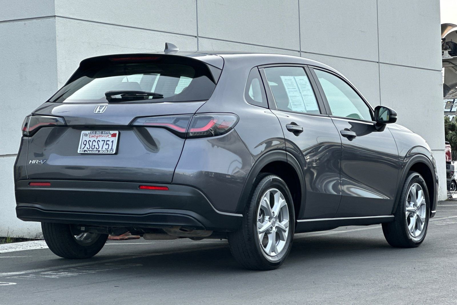 Used 2025 Honda HR-V LX image 3