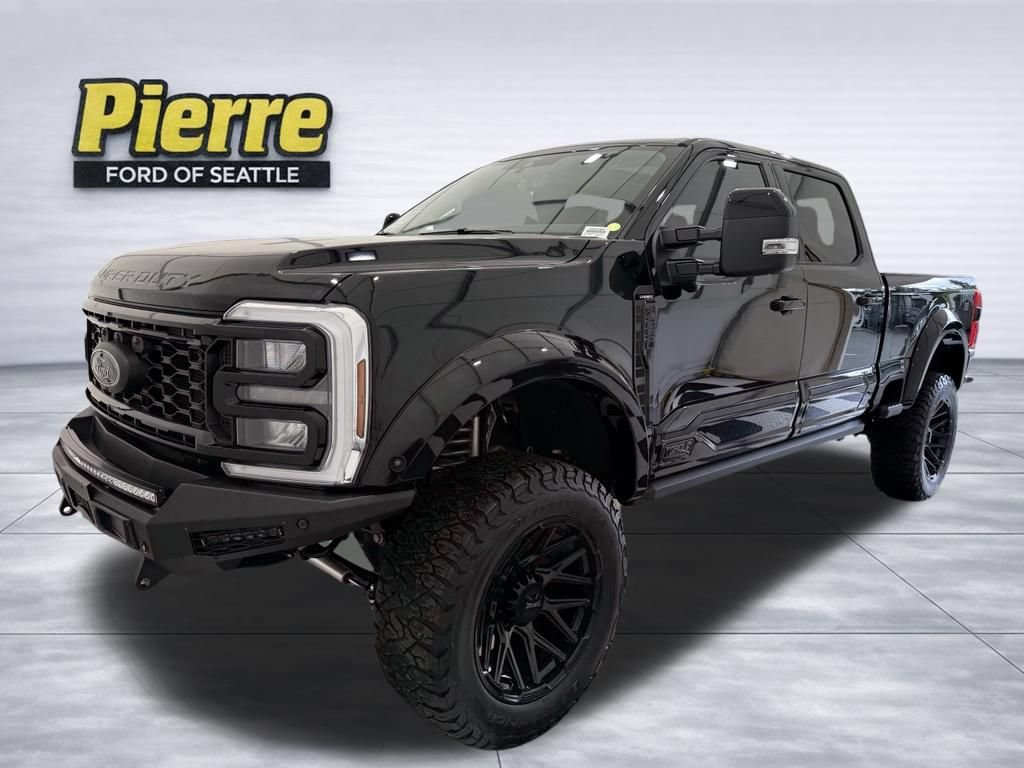 New 2026 Ford F250 Lariat w/ Black Appearance Package