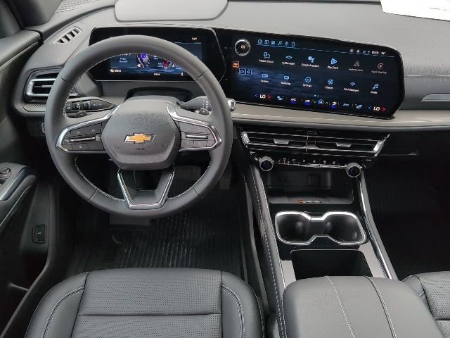 New 2026 Chevrolet Traverse LT w/ Driver Confidence Package image 4