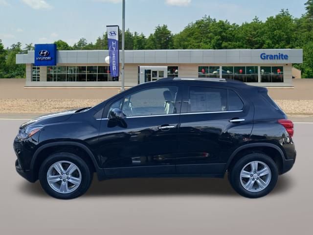 Used 2019 Chevrolet Trax LT w/ LT Convenience Package image 10
