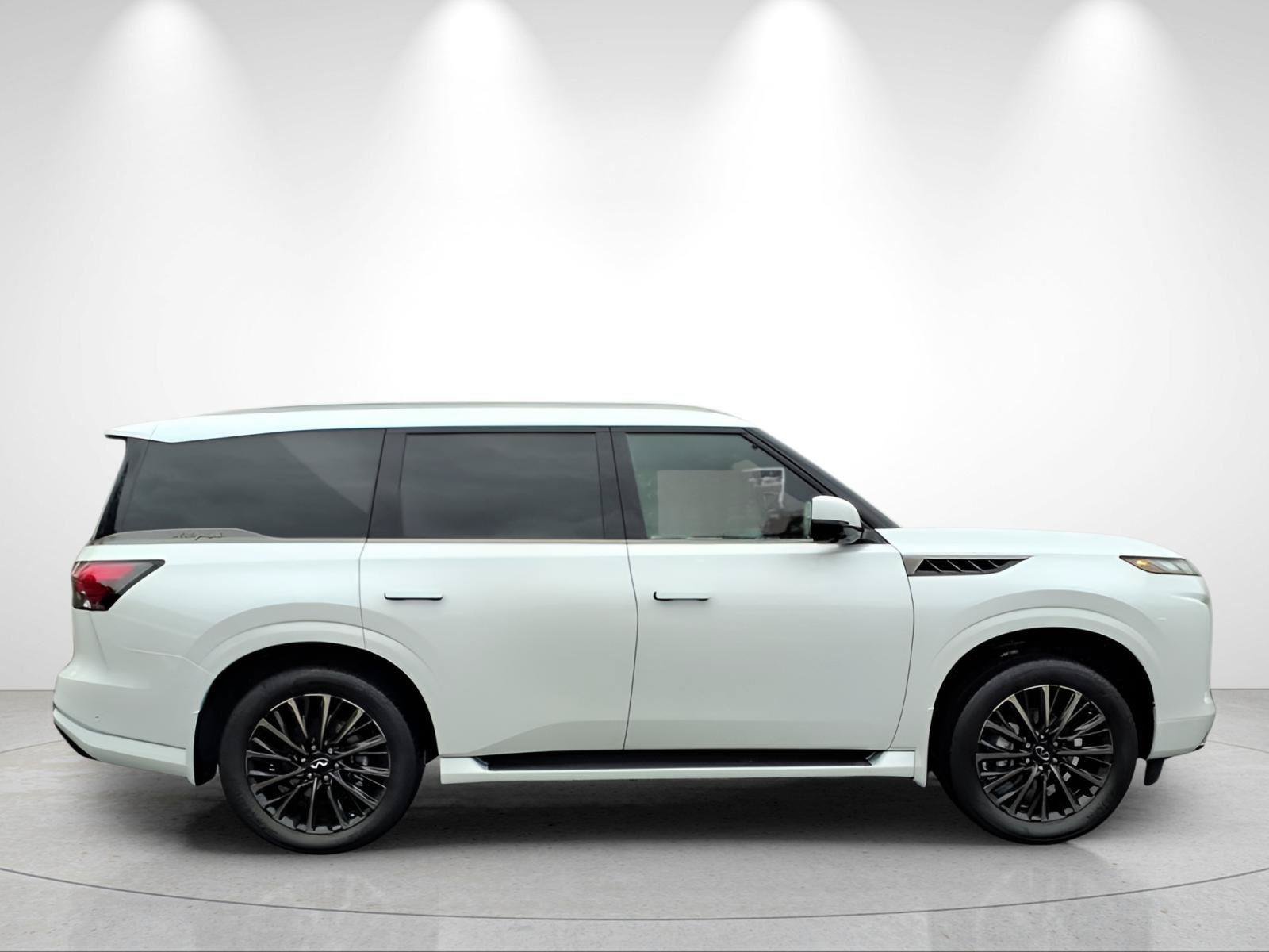 New 2026 INFINITI QX80 Autograph w/ Premium Cargo Package AWD/4WD image 6