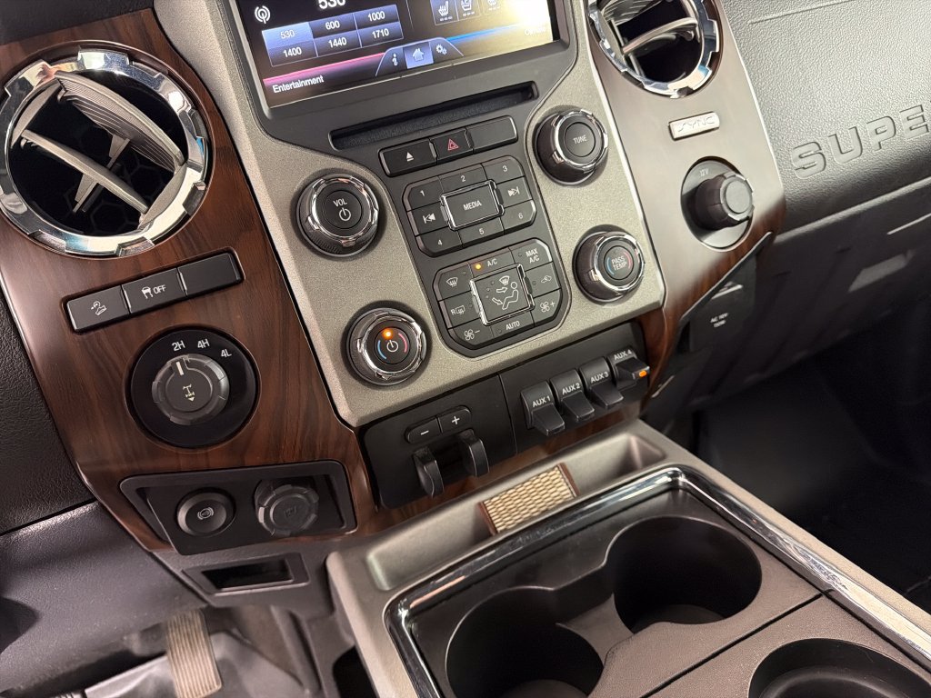 Used 2015 Ford F350 Lariat w/ Lariat Ultimate Package AWD/4WD image 16
