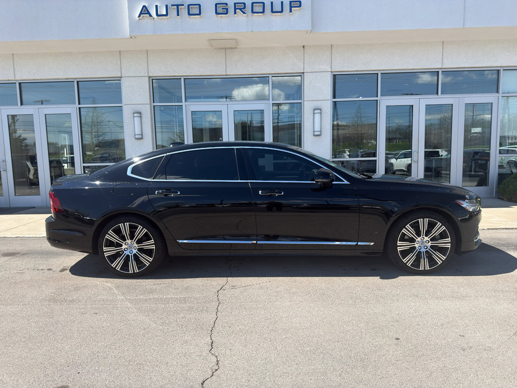 Used 2021 Volvo S90 T6 Inscription image 2