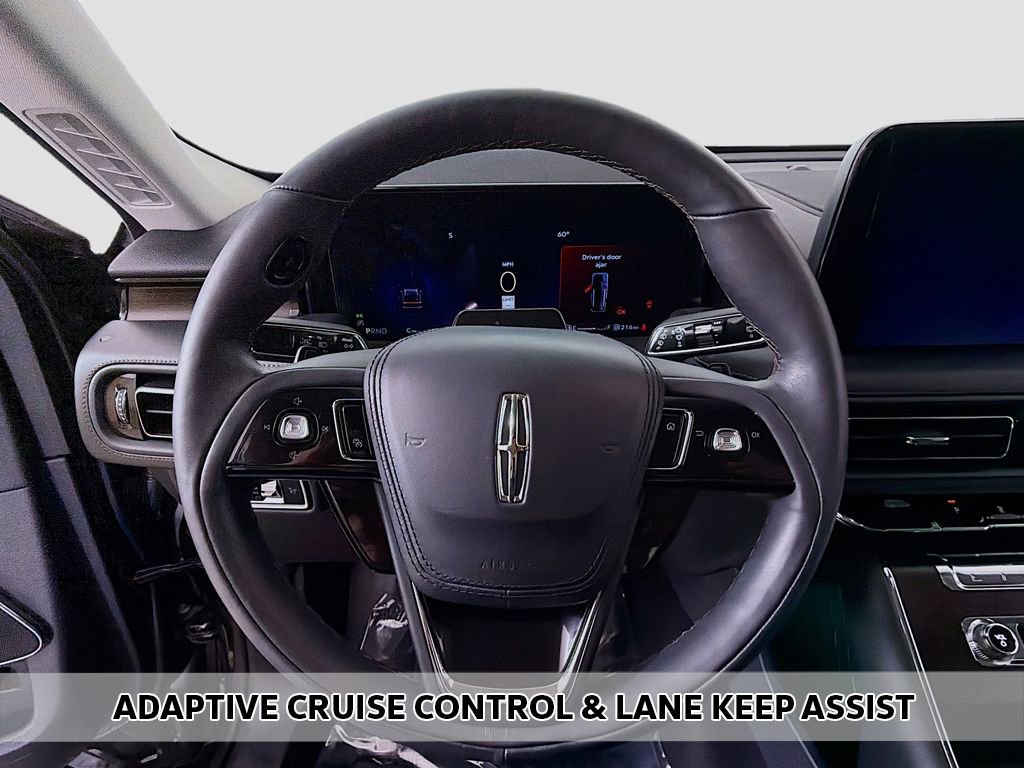 Used 2025 Lincoln Aviator Reserve w/ Jet Appearance Package image 4