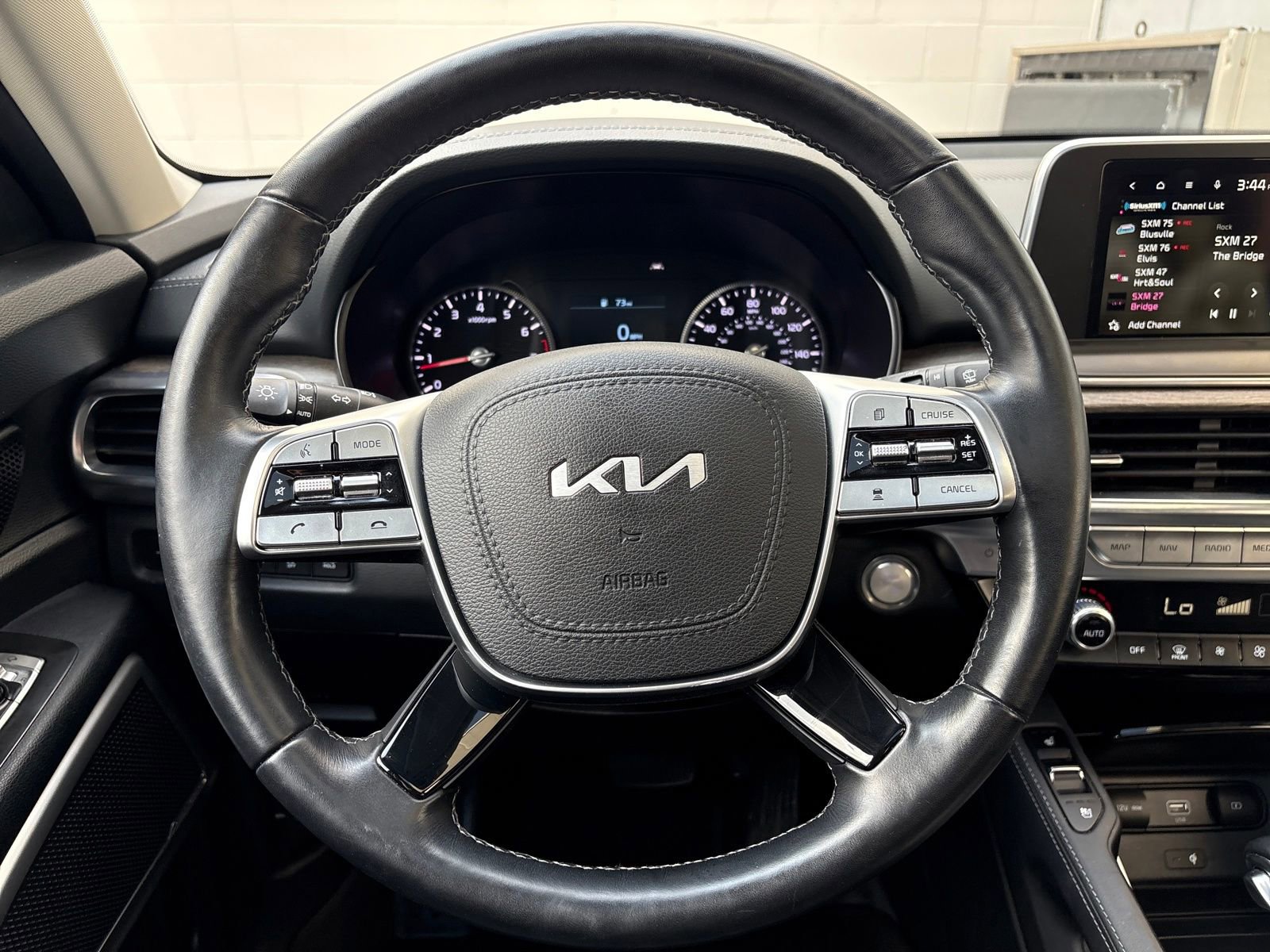 Used 2022 Kia Telluride EX w/ Towing Package image 14