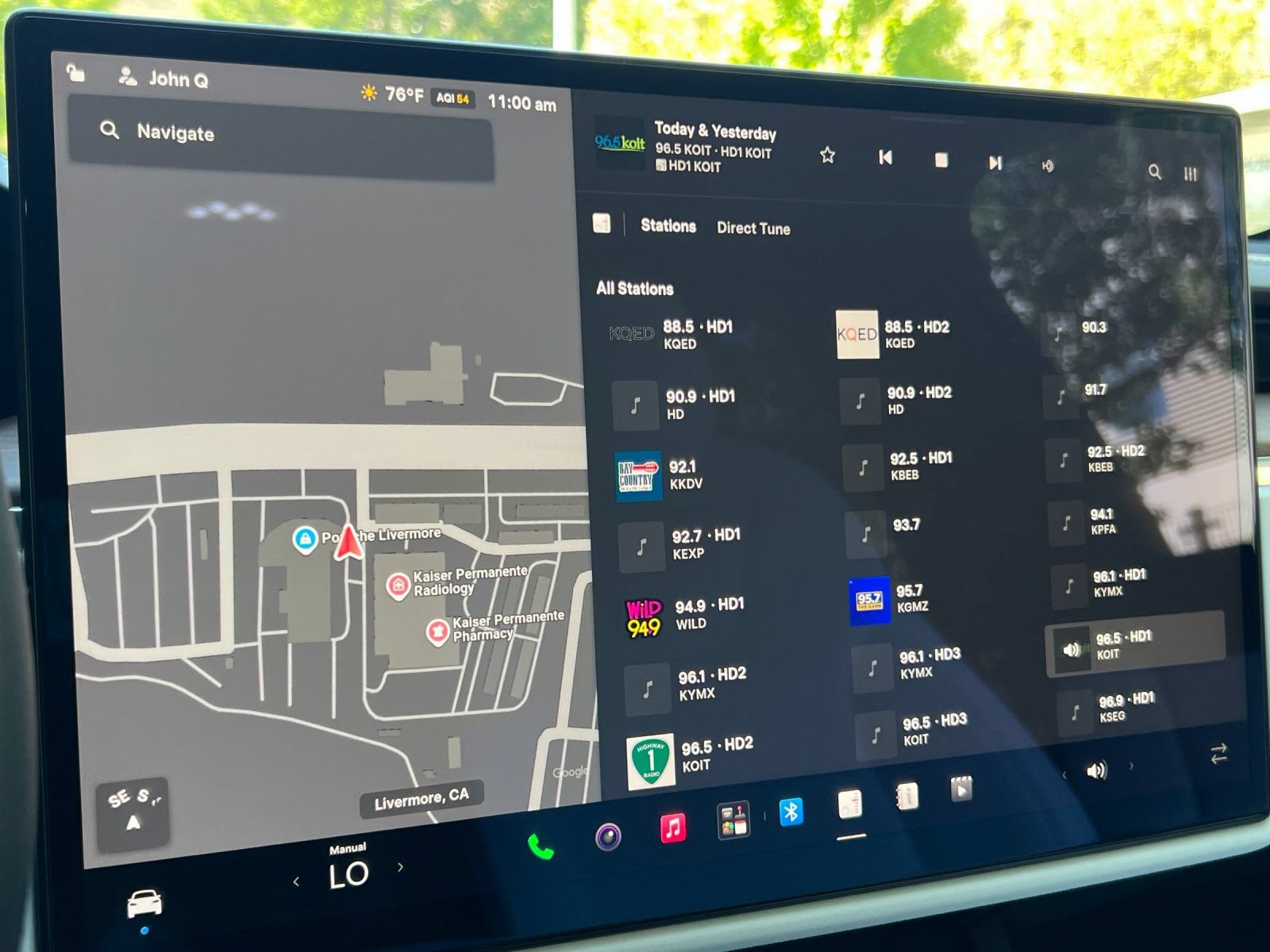 Used 2023 Tesla Model X AWD/4WD image 18