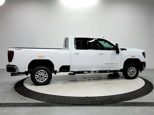 New 2026 GMC Sierra 2500 SLE w/ SLE Value Package; image 8