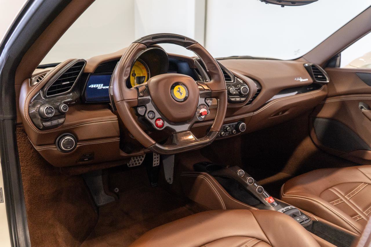 Used 2018 Ferrari 488 Spider RWD image 3