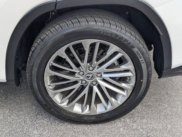 Used 2020 Lexus RX 450h AWD w/ Luxury Package image 26