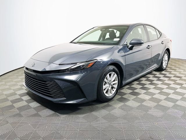 Certified 2025 Toyota Camry LE image 4
