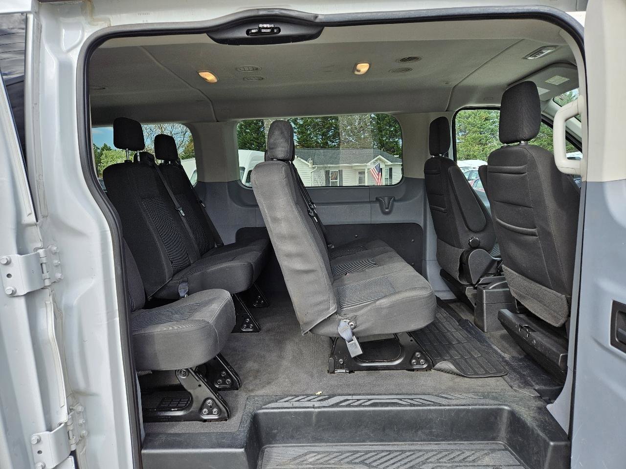Used 2018 Ford Transit 350 XL image 18