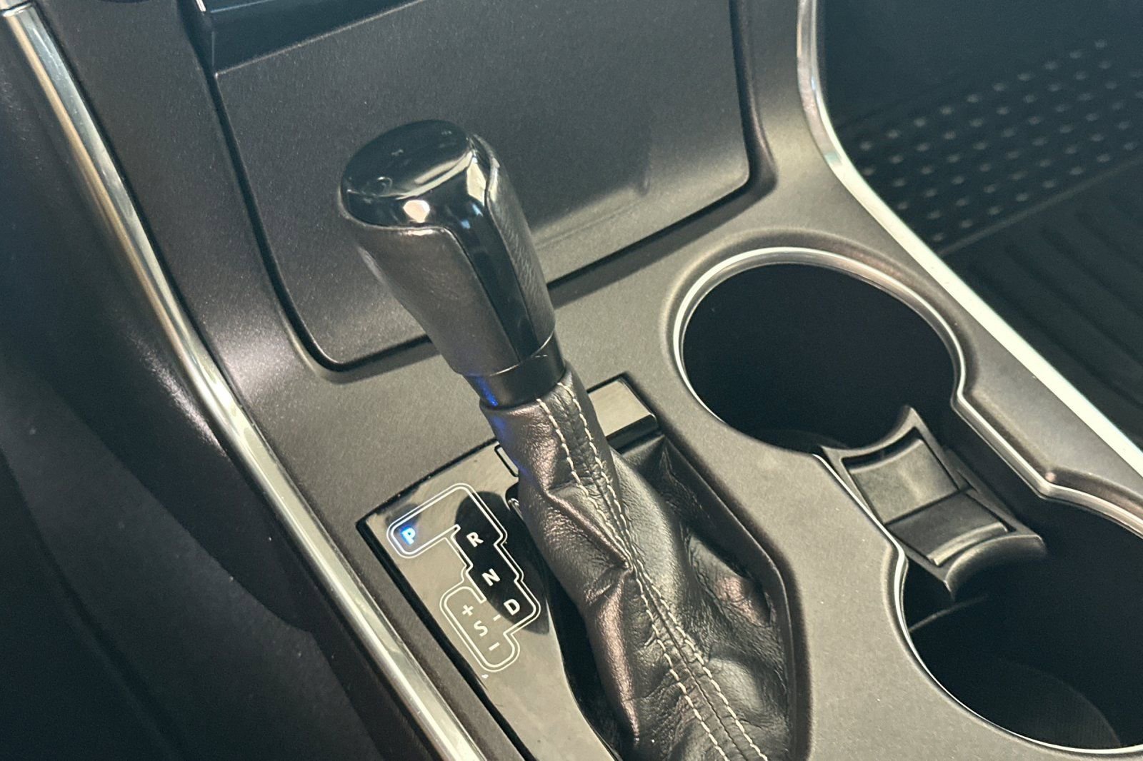 Used 2016 Toyota Camry SE image 17