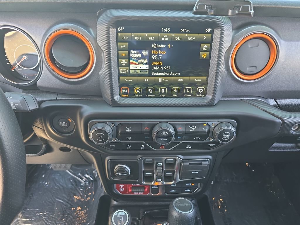 Used 2023 Jeep Gladiator Mojave w/ LED Lighting Group AWD/4WD image 22
