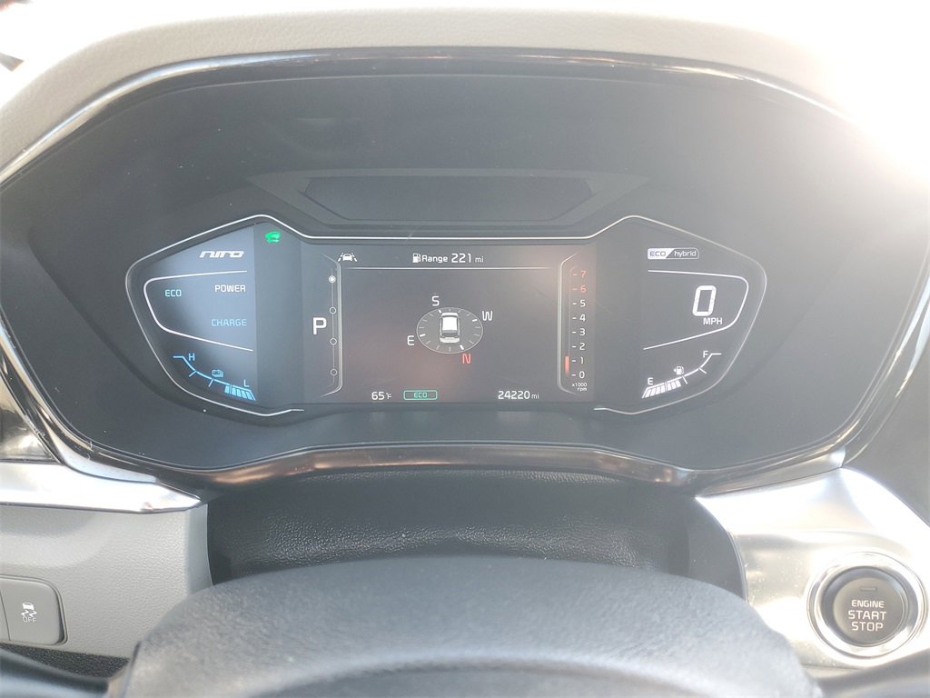 Used 2022 Kia Niro EX Premium image 23