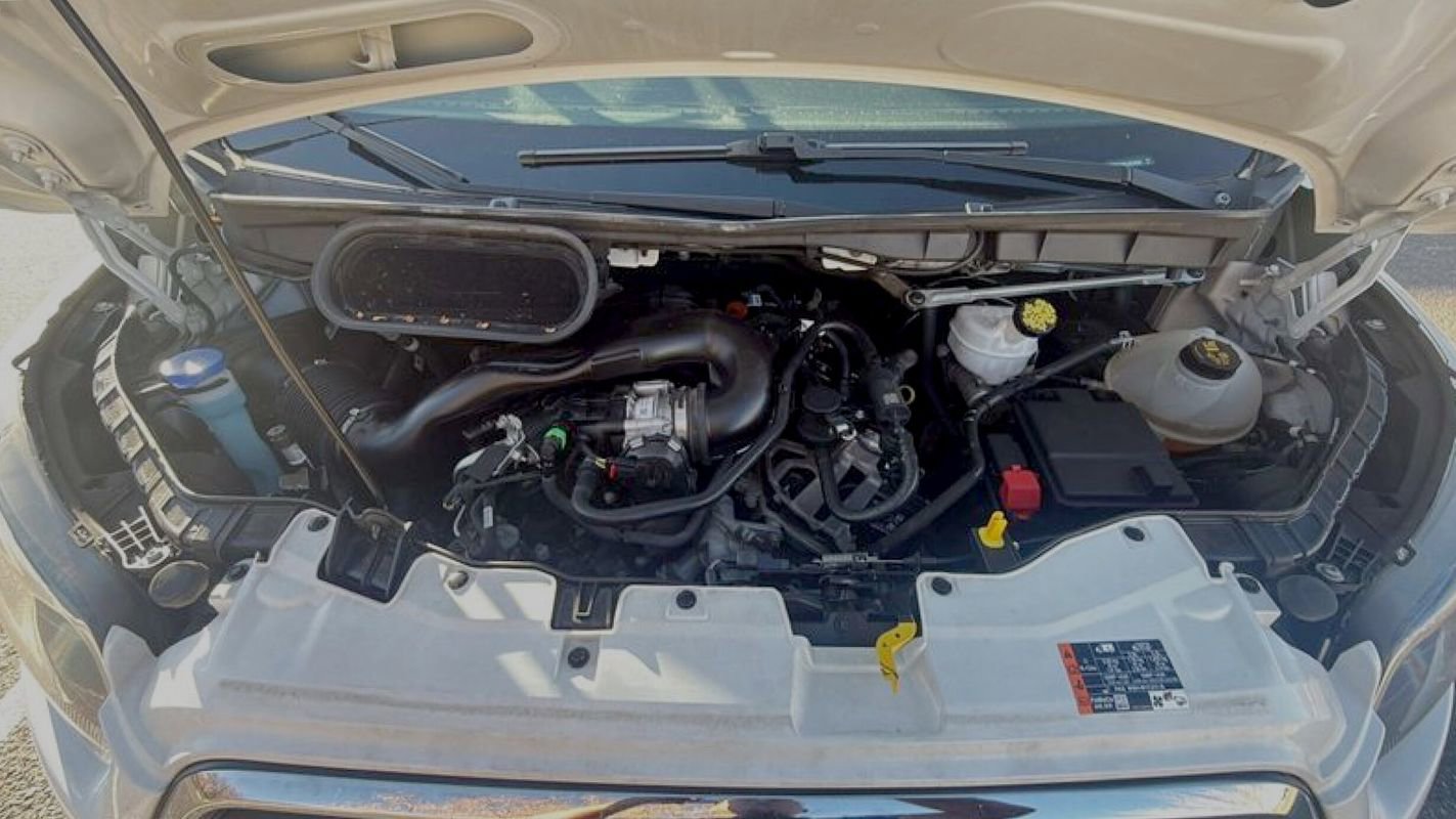 Used 2020 Ford Transit 250 Low Roof AWD image 20