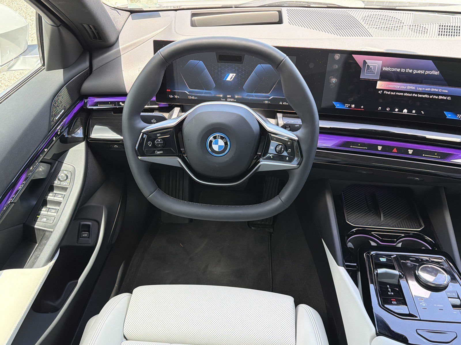 Certified 2025 BMW i5 M60 w/ Premium Package AWD/4WD image 15