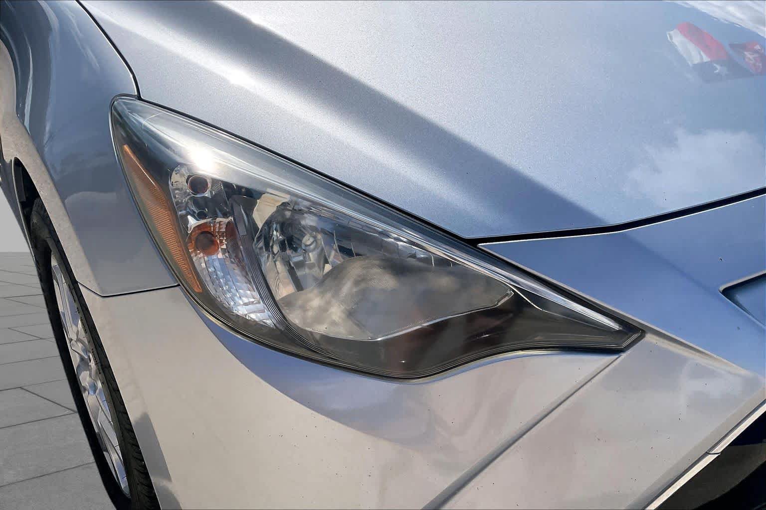 Used 2018 Toyota Yaris iA FWD image 27