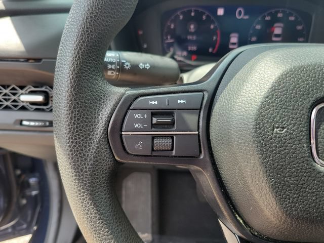 Certified 2025 Honda Accord SE image 15