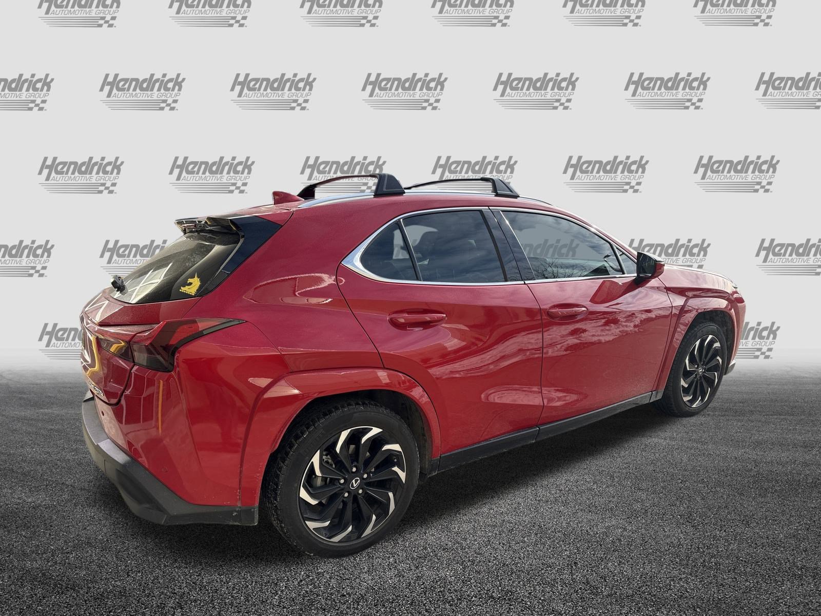 Used 2024 Lexus UX 250h AWD w/ Premium Package image 9