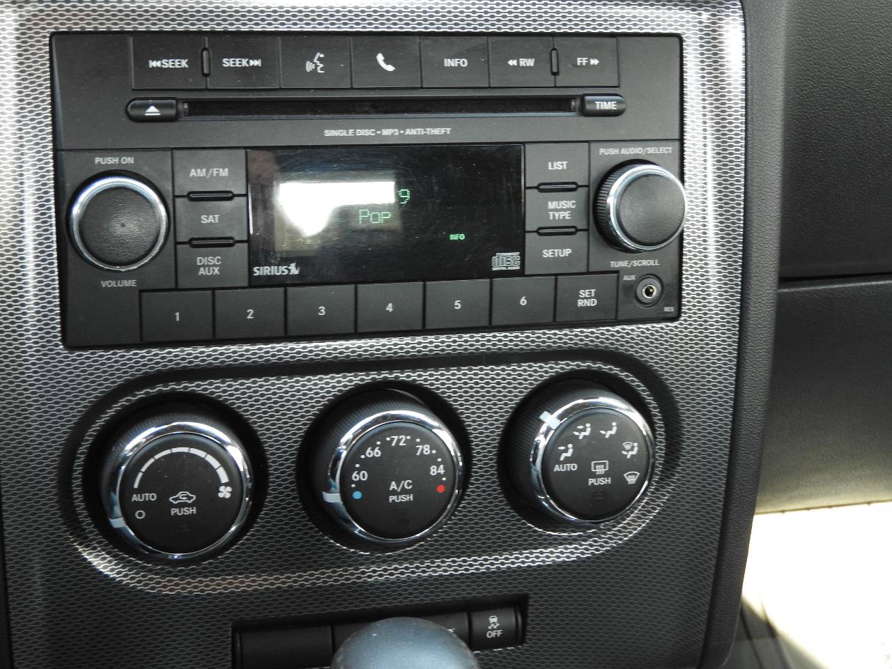 Used 2014 Dodge Challenger R/T image 11