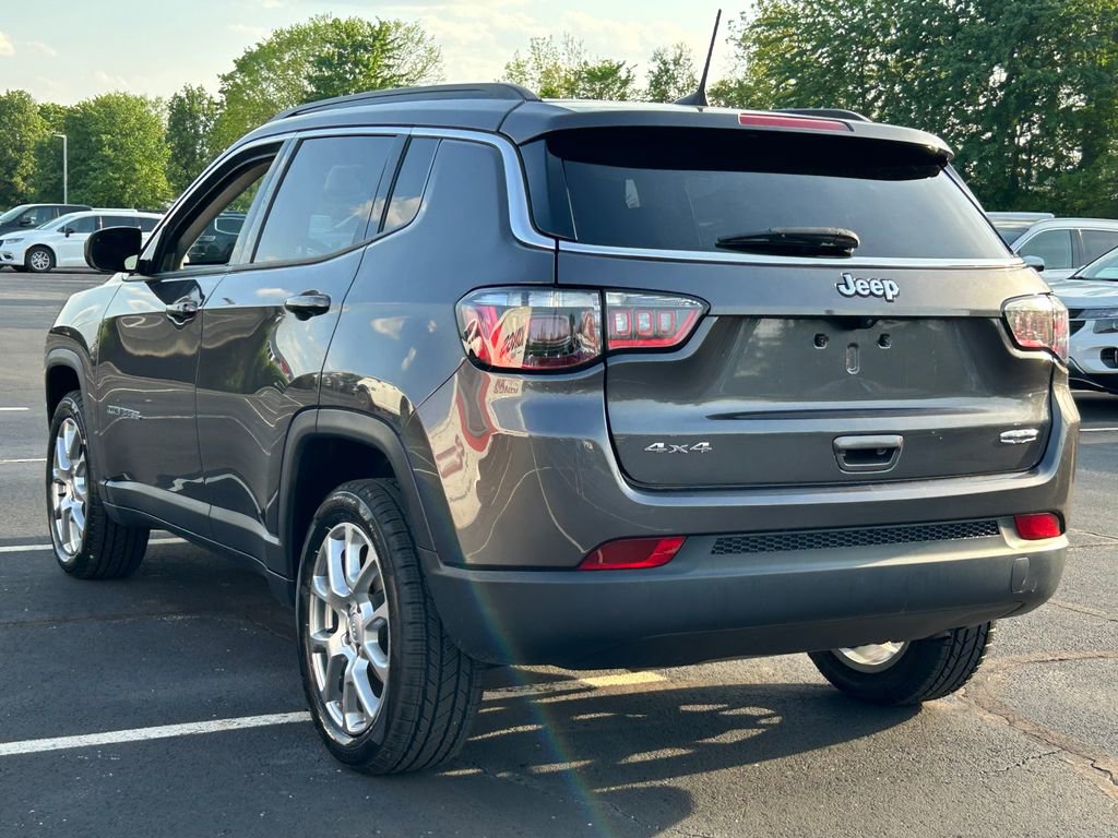 Used 2022 Jeep Compass Latitude AWD/4WD image 5