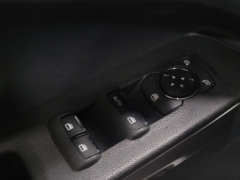 Used 2019 Ford EcoSport SE image 27