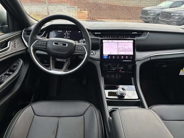 New 2025 Jeep Grand Cherokee L Limited w/ Black Appearance Package image 26