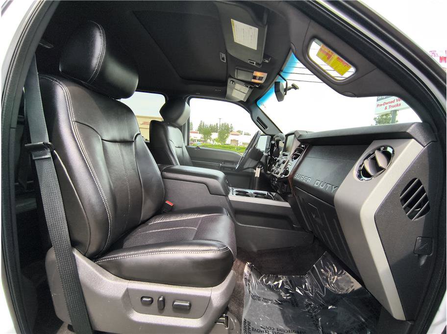 Used 2015 Ford F250 Lariat w/ Lariat Ultimate Package image 15