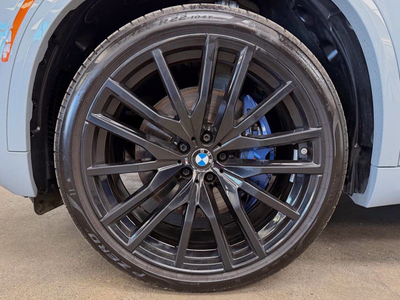 Used 2025 BMW X5 xDrive40i w/ M Sport Package image 8