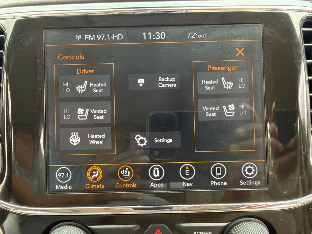 Used 2021 Jeep Grand Cherokee Overland AWD/4WD image 36