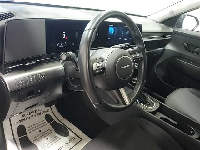 Used 2025 Hyundai Kona SEL AWD/4WD image 14