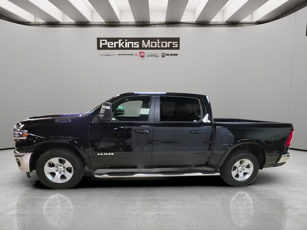 Used 2025 RAM 1500 Big Horn AWD/4WD image 2