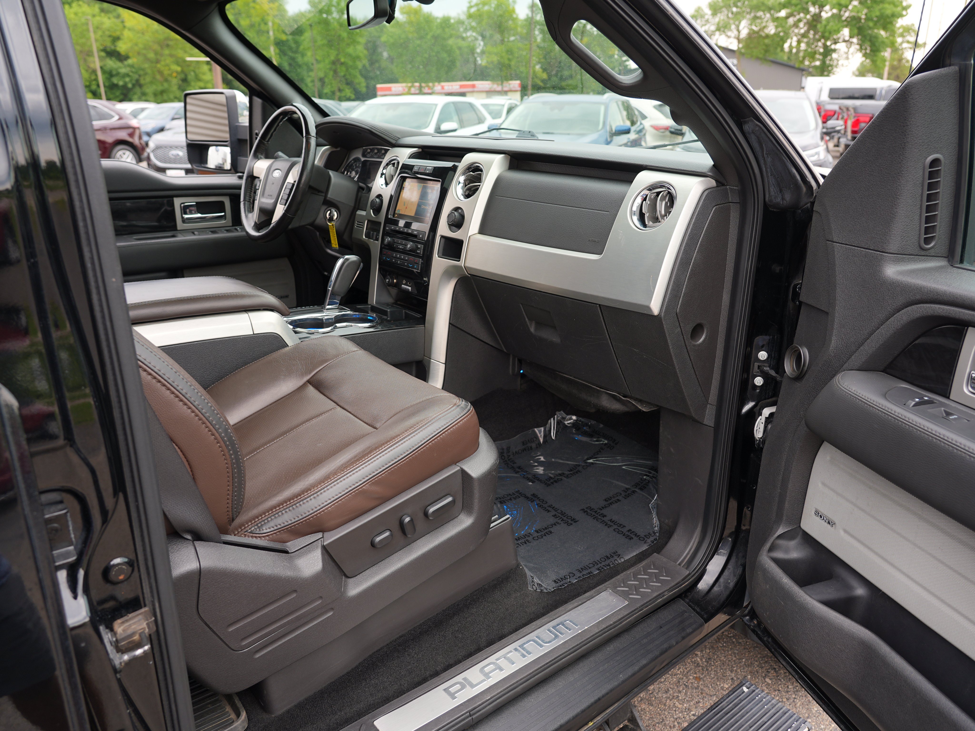 Used 2011 Ford F150 Platinum AWD/4WD image 31