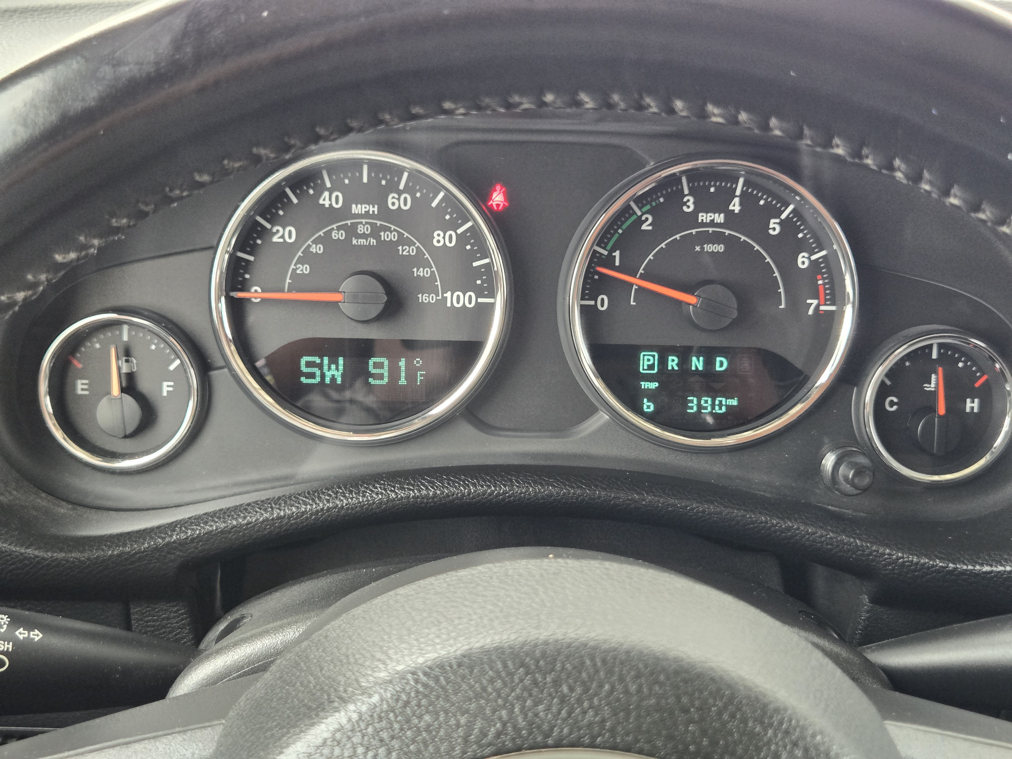 Used 2017 Jeep Wrangler Unlimited Sahara w/ Dual Top Group AWD/4WD image 17
