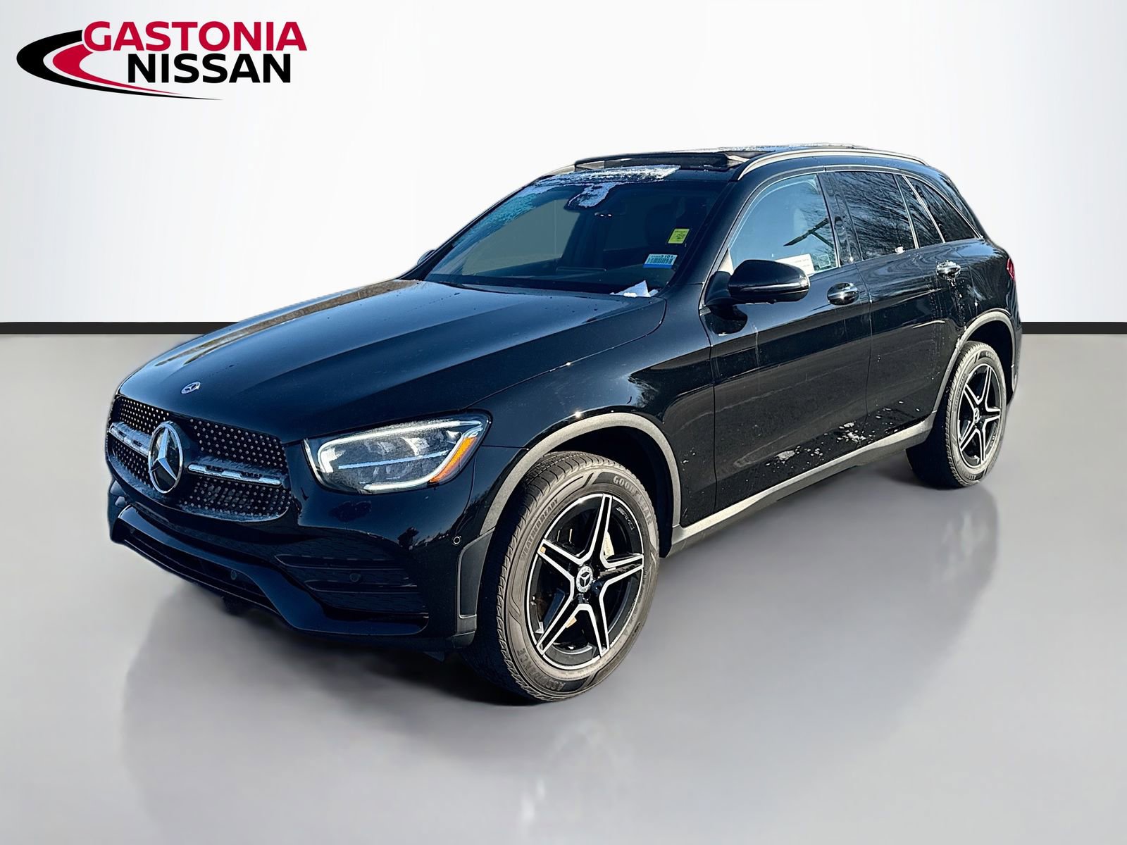 Used 2022 Mercedes-Benz GLC 300 GLC 300 image 3