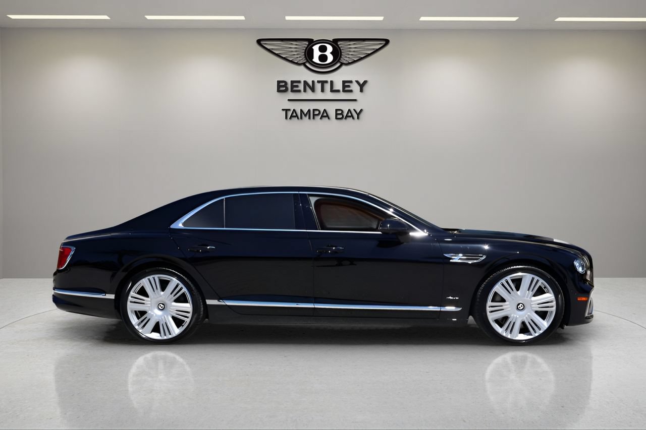 New 2026 Bentley Flying Spur Plug-In Hybrid AWD/4WD image 10