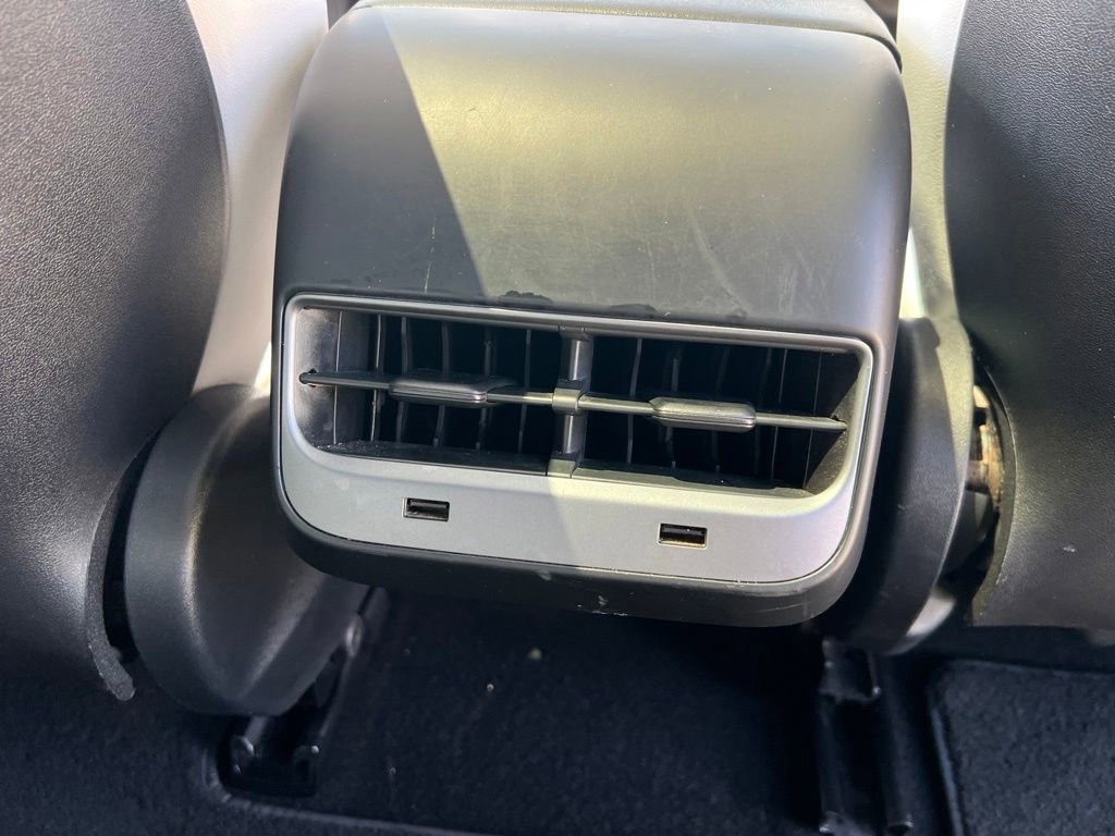 Used 2018 Tesla Model 3 Long Range AWD/4WD image 17