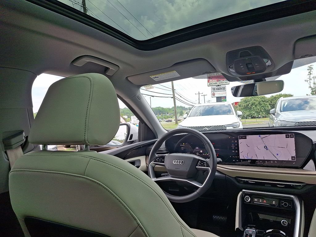 Used 2025 Audi Q5 Premium AWD/4WD image 15