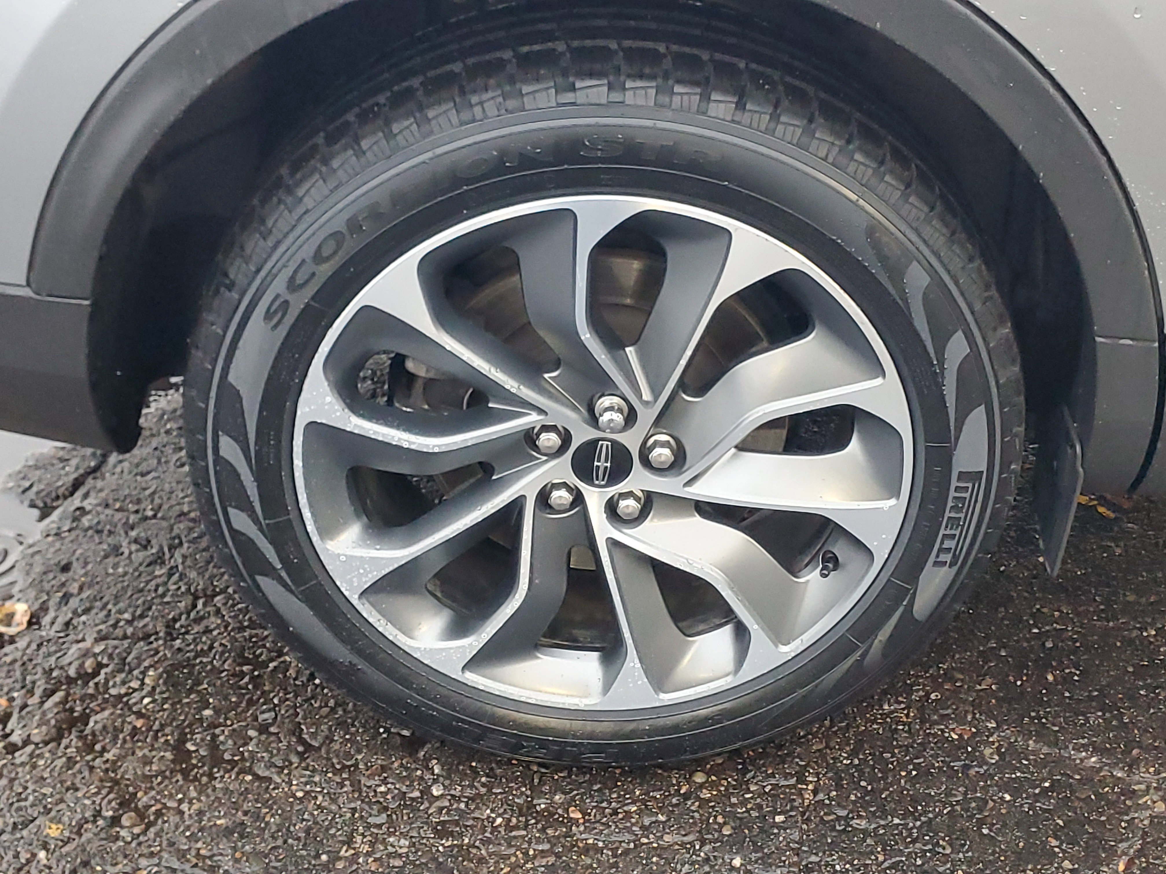 Certified 2023 Lincoln Nautilus Reserve image 7