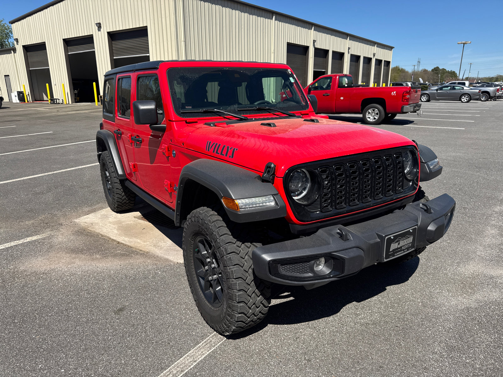 Used 2025 Jeep Wrangler Willys image 4