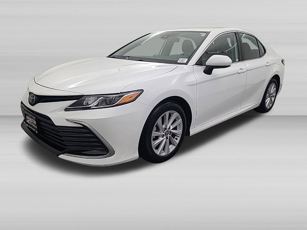 Used 2024 Toyota Camry LE FWD image 7