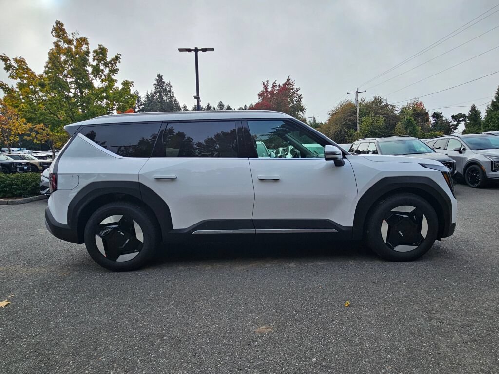 New 2026 Kia EV9 Wind AWD/4WD image 4