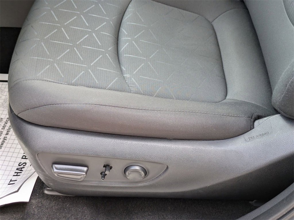 Used 2024 Toyota RAV4 XLE image 15