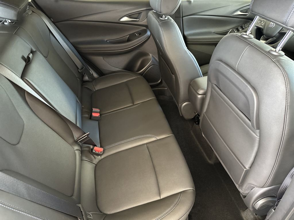 New 2026 Buick Encore GX Sport Touring w/ Advanced Technology Package FWD image 31