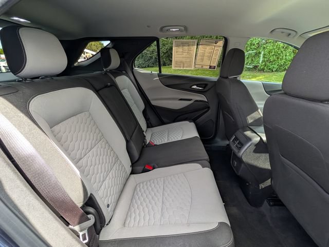 Used 2018 Chevrolet Equinox LT FWD image 29