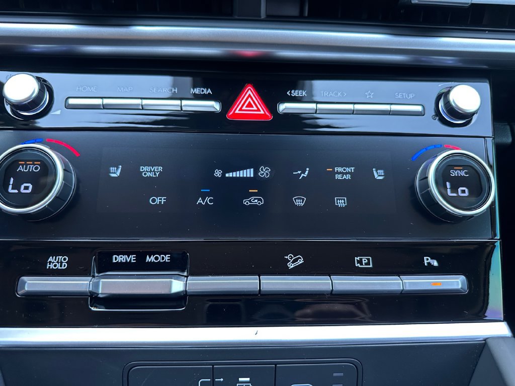 New 2027 Hyundai Santa Fe SEL FWD image 17